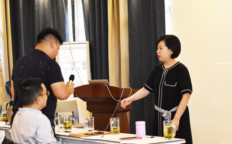 與老師互問對(duì)答.jpg
